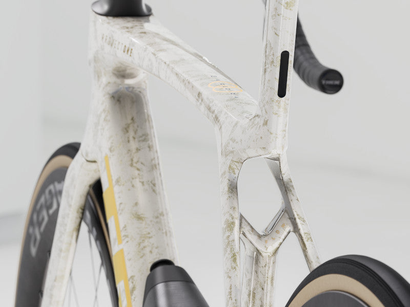 Trek Madone SLR 7 Gen 8 - Era White/Supernova Marble