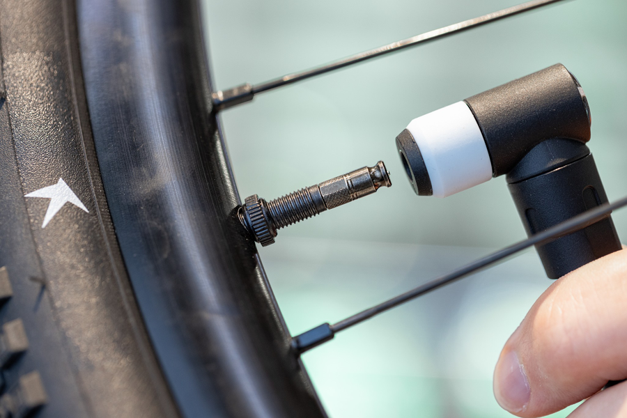Schwalbe Clik Valve Kit - Ventil + Pumpehoved